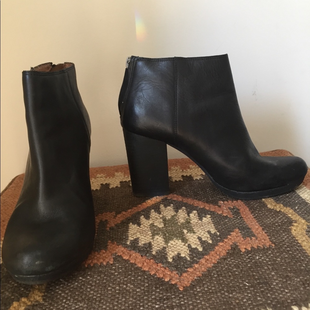 Madewell Black Leather Booties
